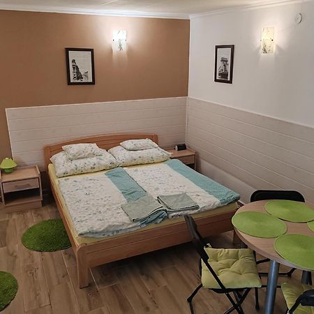 Apartment Patricia With Garden Budapeşte Dış mekan fotoğraf