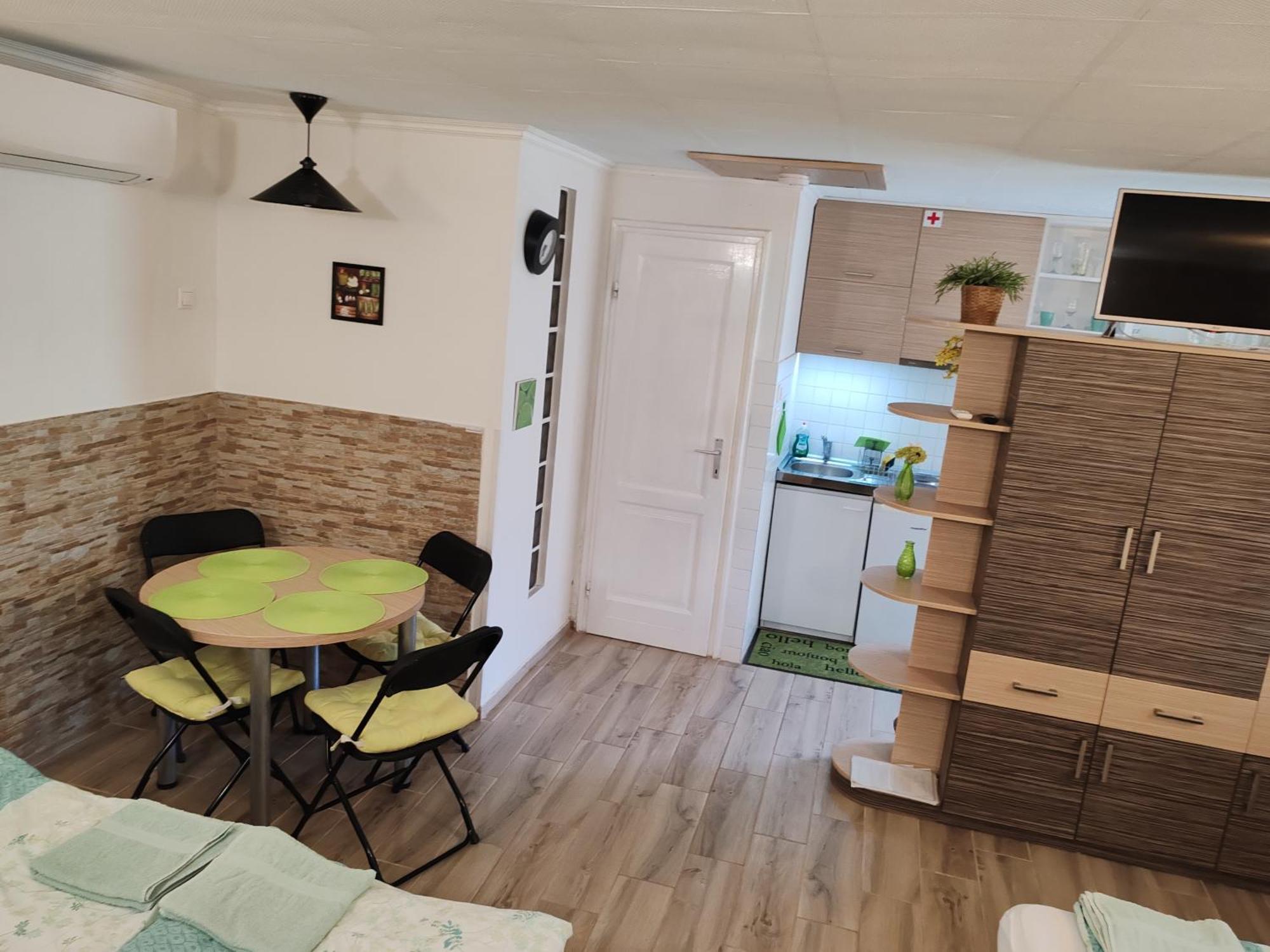 Apartment Patricia With Garden Budapeşte Dış mekan fotoğraf
