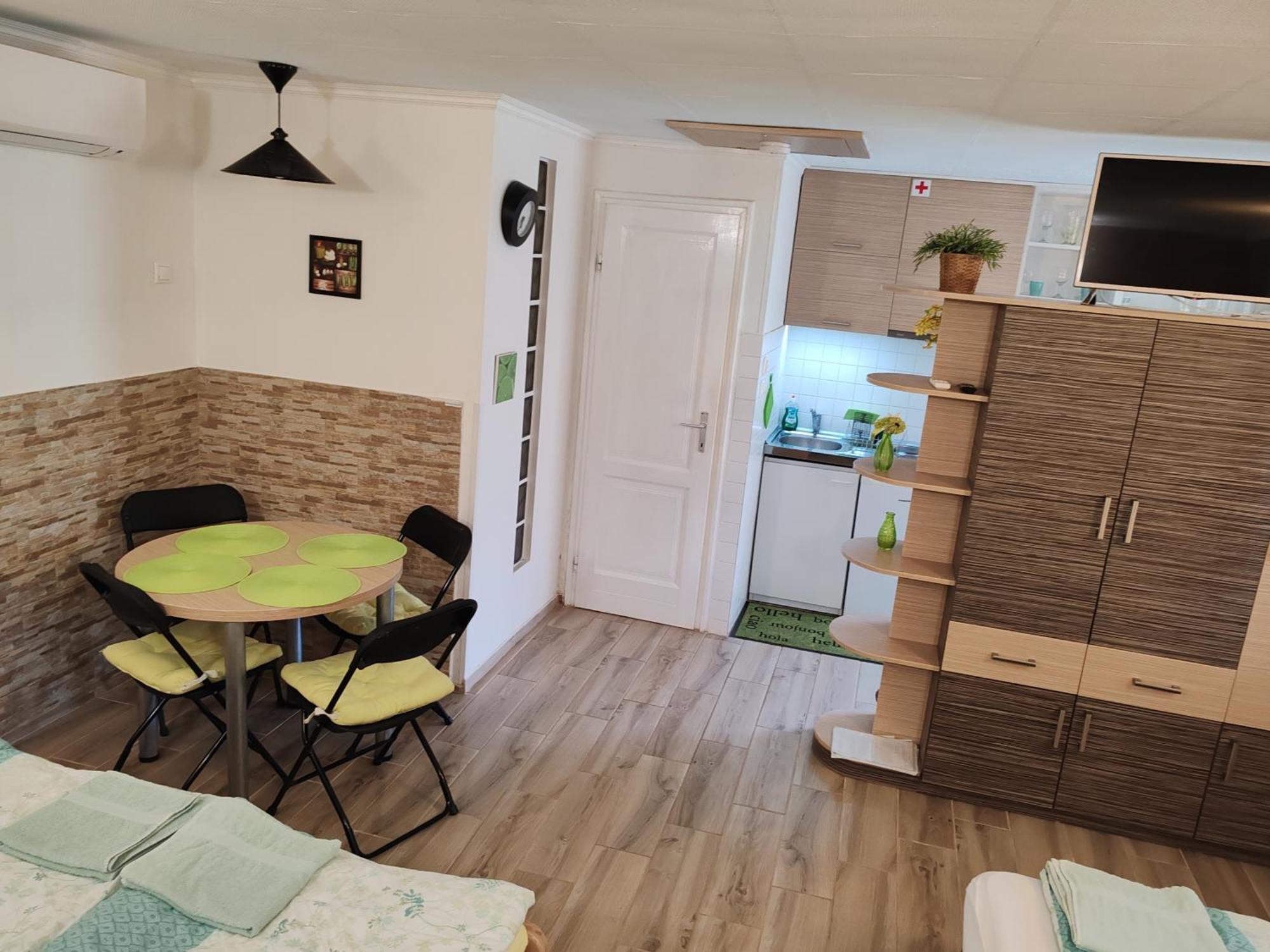 Apartment Patricia With Garden Budapeşte Dış mekan fotoğraf